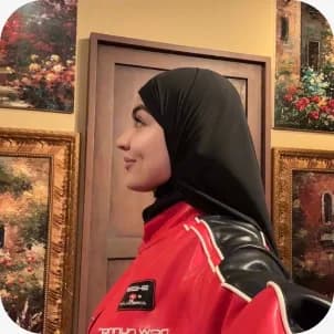 Portrait of Khadija Alblooshi